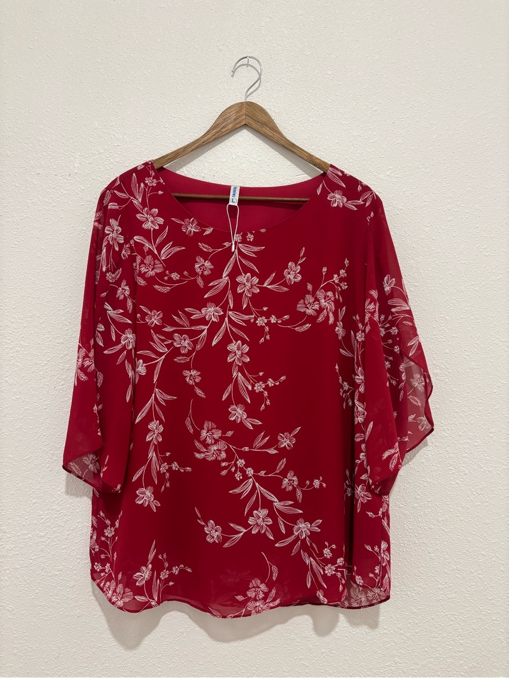 Red Floral Scoop Neck Women’s Top